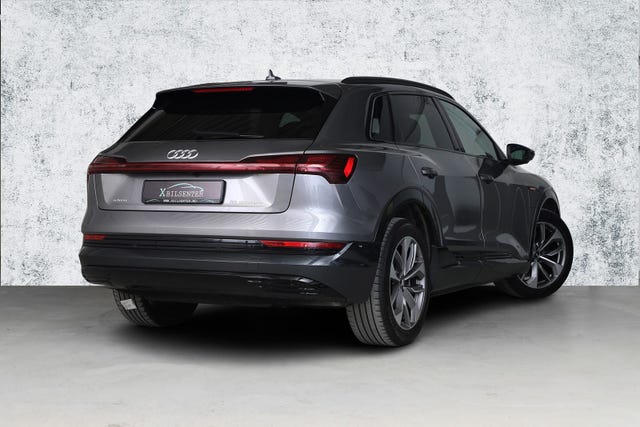 WAUZZZGE6LB018043 2020 AUDI E-TRON-1