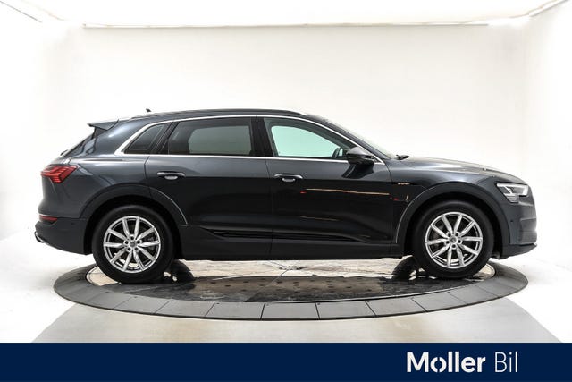 WAUZZZGE3LB013589 2020 AUDI E-TRON-3