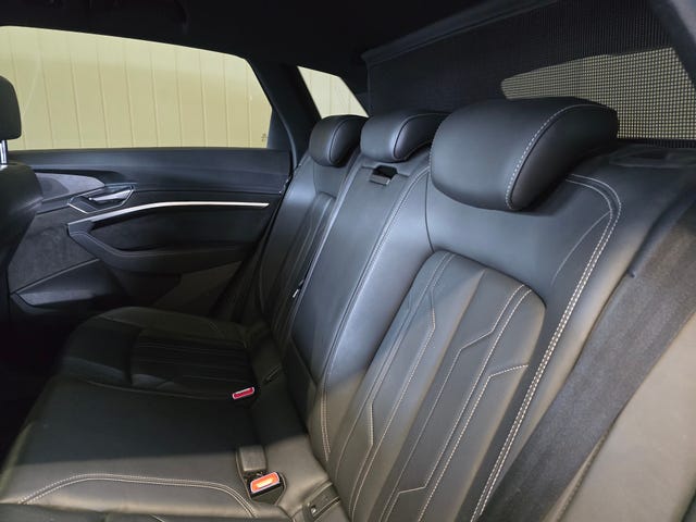 2020 AUDI E-TRON - 7
