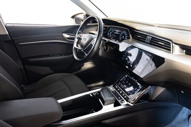 2020 AUDI E-TRON - 14