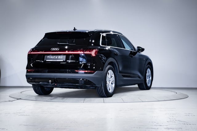 2020 AUDI E-TRON - 7