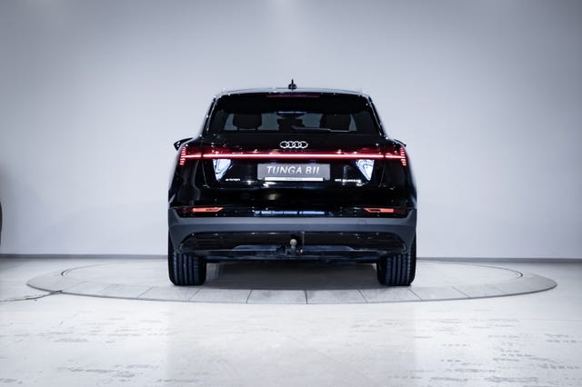 2020 AUDI E-TRON - 8