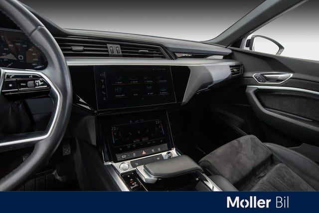 2020 AUDI E-TRON - 16