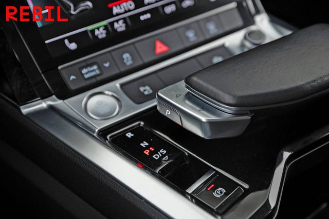 2020 AUDI E-TRON - 24