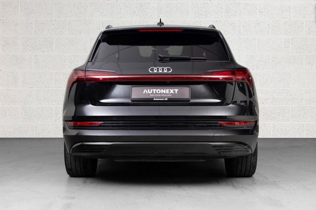 WAUZZZGE7LB017998 2020 AUDI E-TRON-2