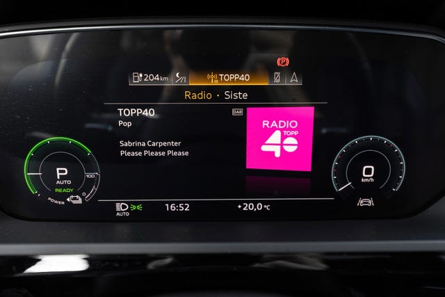 2020 AUDI E-TRON - 17