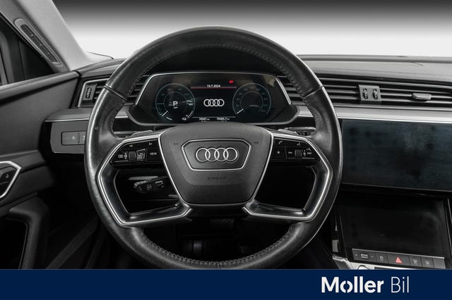 2020 AUDI E-TRON - 9
