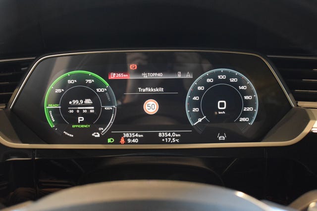 2021 AUDI E-TRON - 14