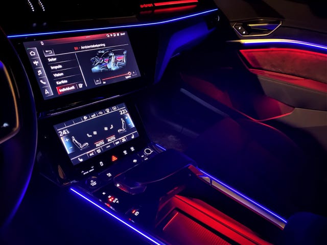 2020 AUDI E-TRON - 20