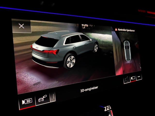 2020 AUDI E-TRON - 24