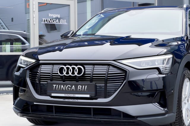 2020 AUDI E-TRON - 10