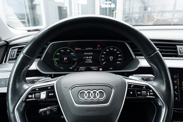 2020 AUDI E-TRON - 15