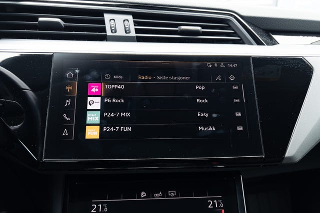 2020 AUDI E-TRON - 24