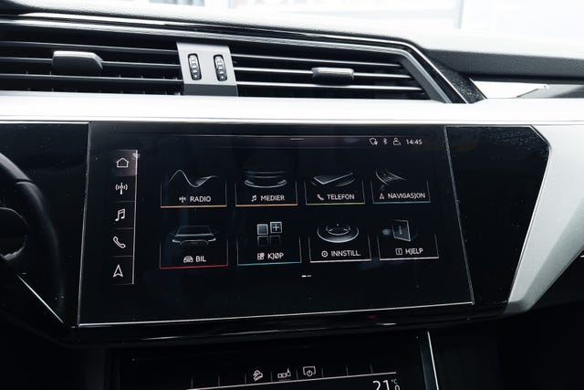2020 AUDI E-TRON - 19