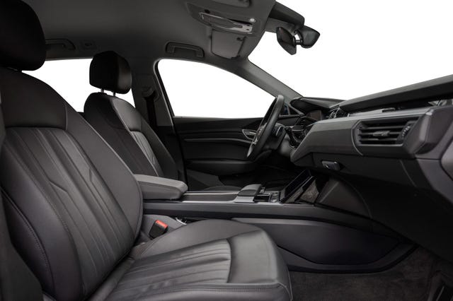 2021 AUDI E-TRON - 30