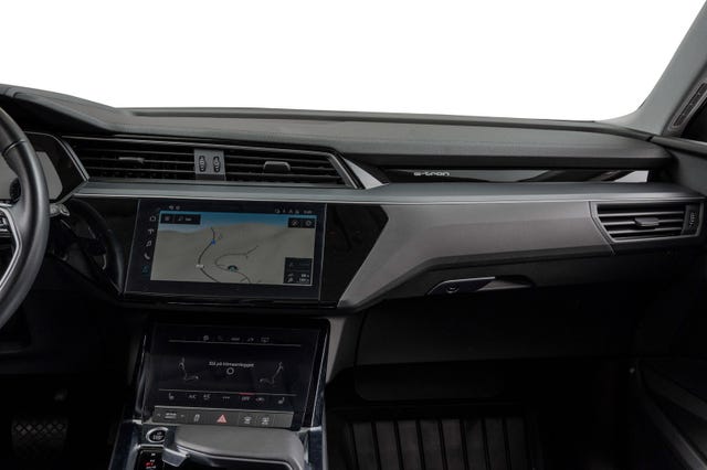 2021 AUDI E-TRON - 22