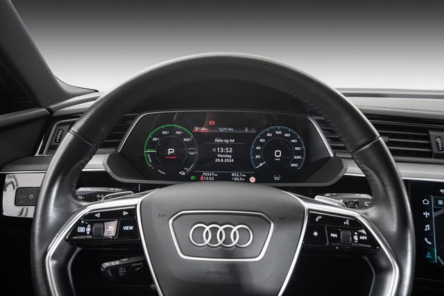 2021 AUDI E-TRON - 25