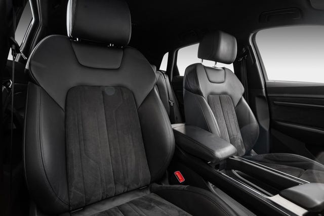 2021 AUDI E-TRON - 31