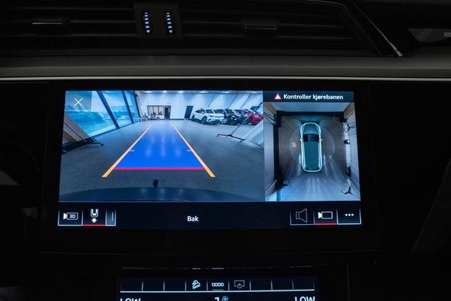 2021 AUDI E-TRON - 12
