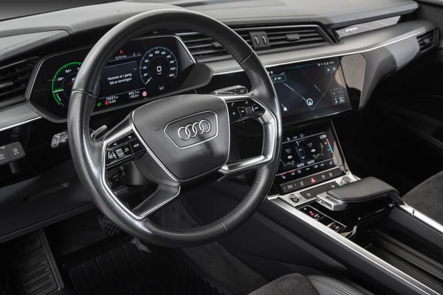 2021 AUDI E-TRON - 23