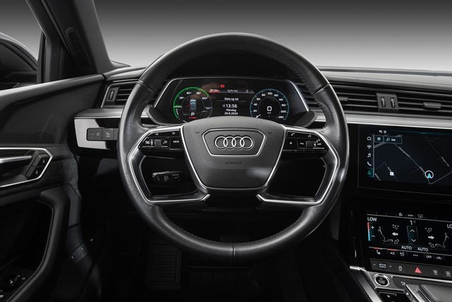 2021 AUDI E-TRON - 24