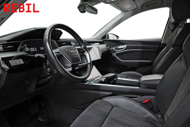 2020 AUDI E-TRON - 9