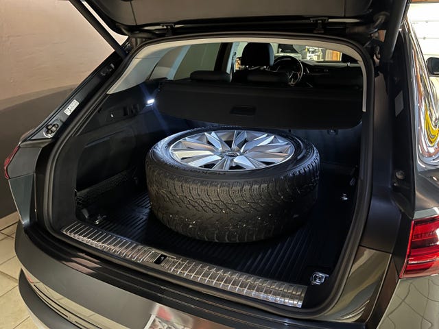 2020 AUDI E-TRON - 14