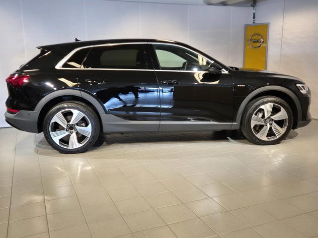 2020 AUDI E-TRON - 22