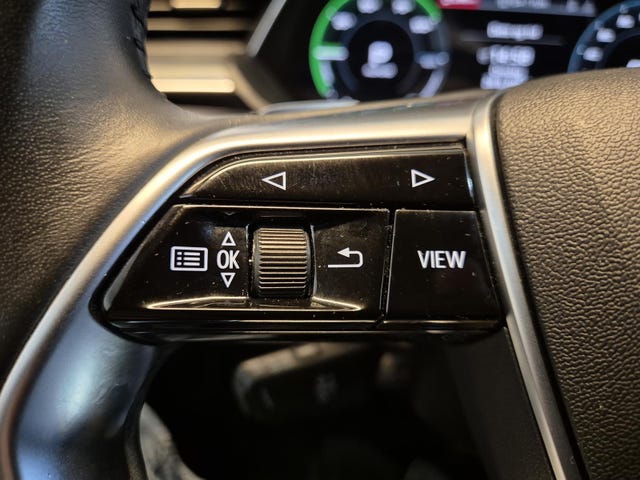 2020 AUDI E-TRON - 17