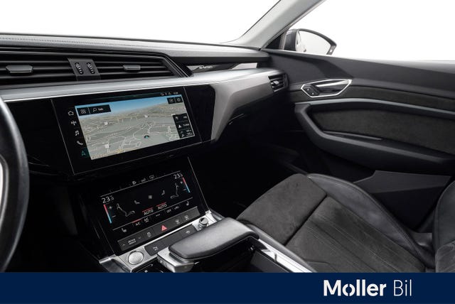2020 AUDI E-TRON - 10