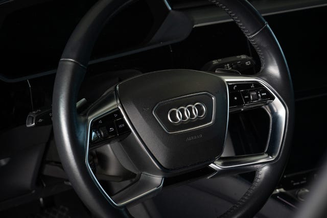 2020 AUDI E-TRON - 11