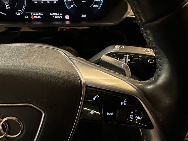 2020 AUDI E-TRON - 16