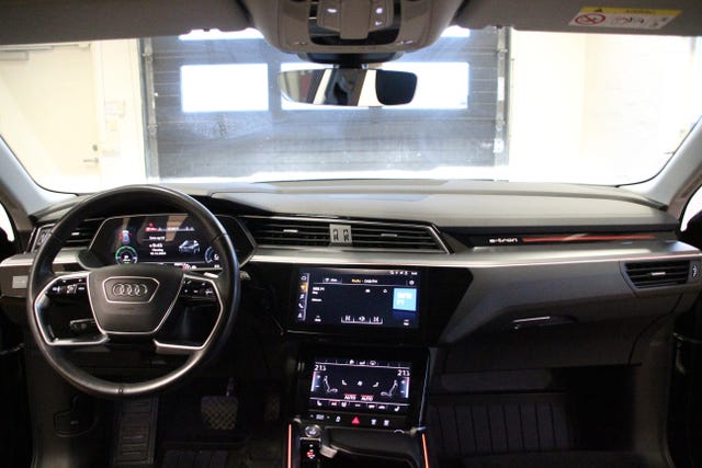 2020 AUDI E-TRON - 15