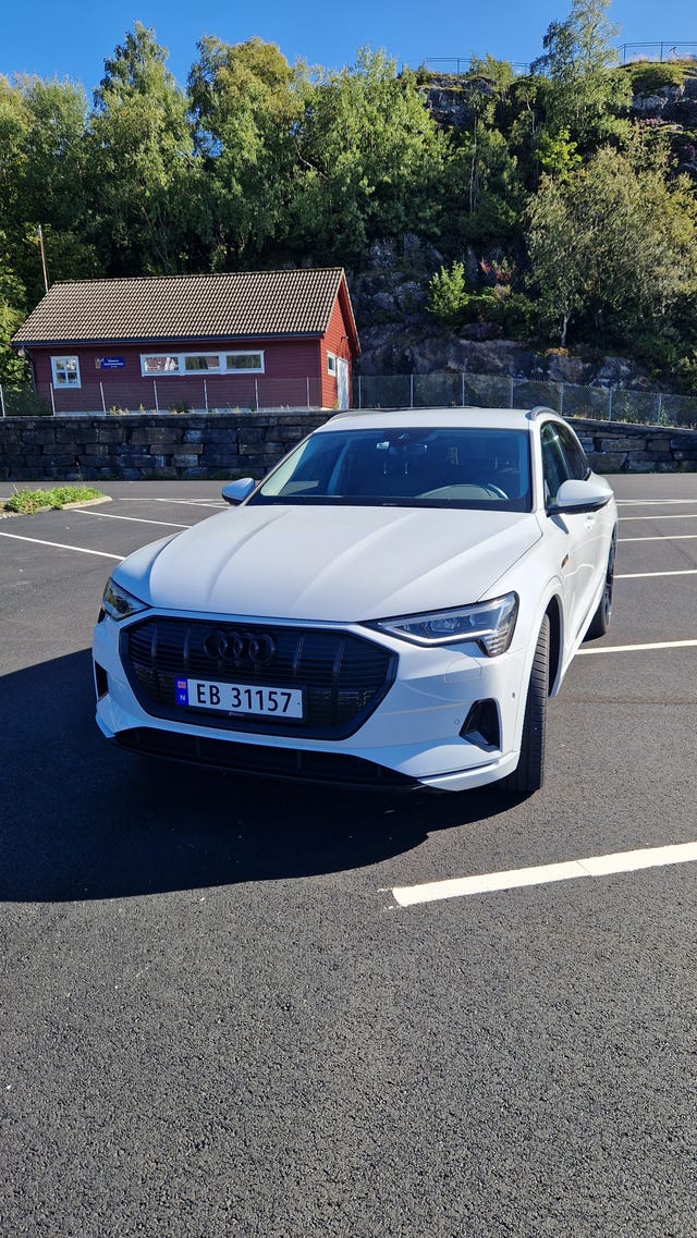 2020 AUDI E-TRON - 8