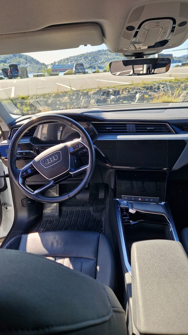 2020 AUDI E-TRON - 14