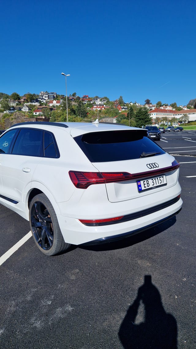 WAUZZZGE5LB013724 2020 AUDI E-TRON-4