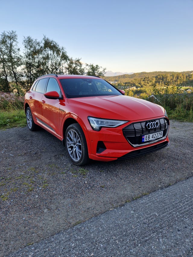 WAUZZZGE3LB018016 2020 AUDI E-TRON-0