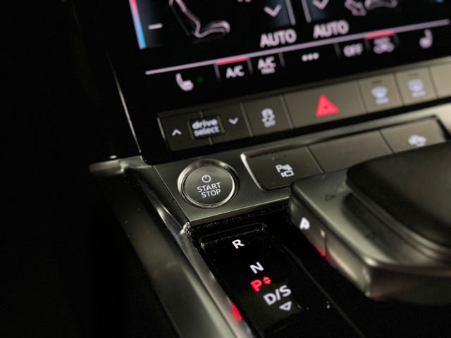 2020 AUDI E-TRON - 22