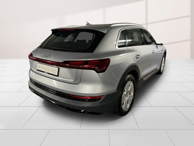 WAUZZZGE2LB007590 2020 AUDI E-TRON-3