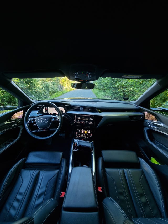 2020 AUDI E-TRON - 14