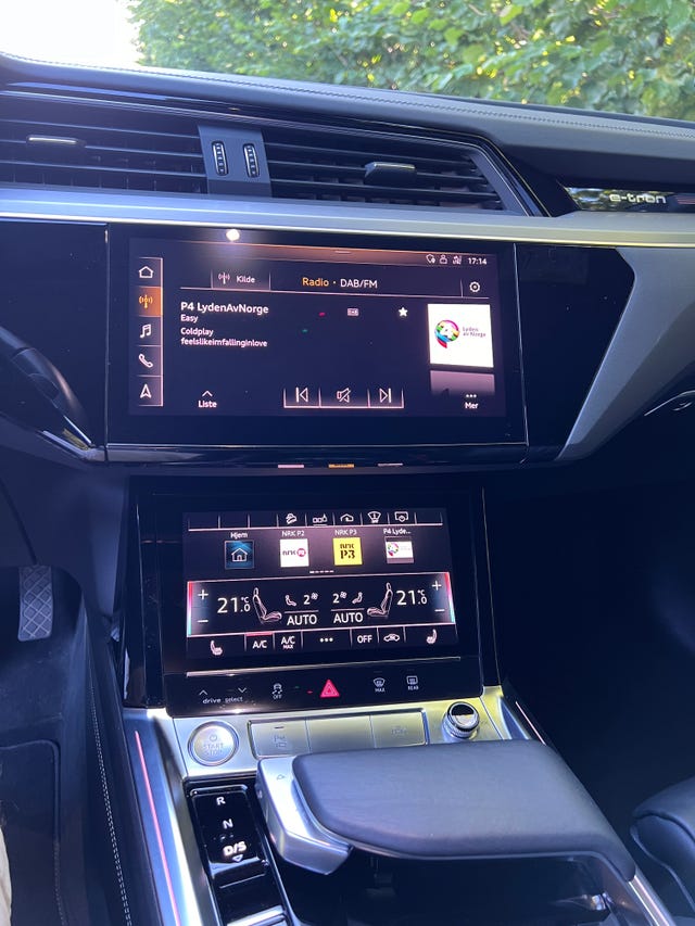2020 AUDI E-TRON - 16