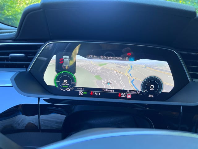 2020 AUDI E-TRON - 18