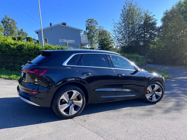 WAUZZZGE0LB008530 2020 AUDI E-TRON-5