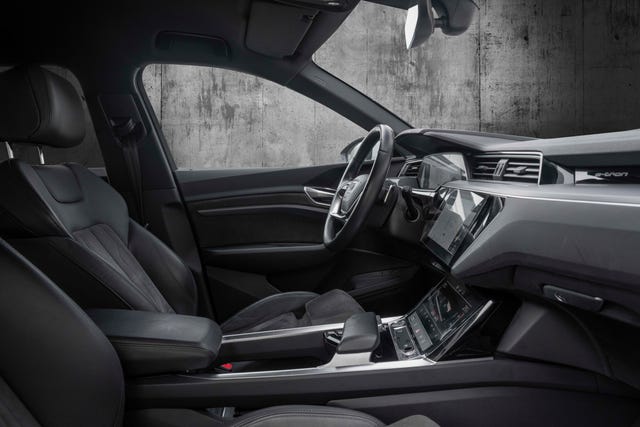 2020 AUDI E-TRON - 22