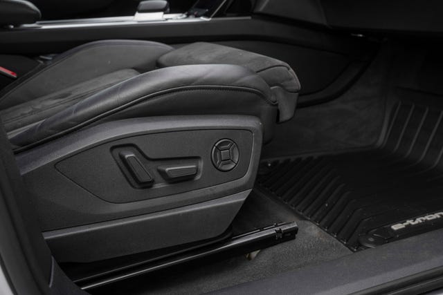 2020 AUDI E-TRON - 25