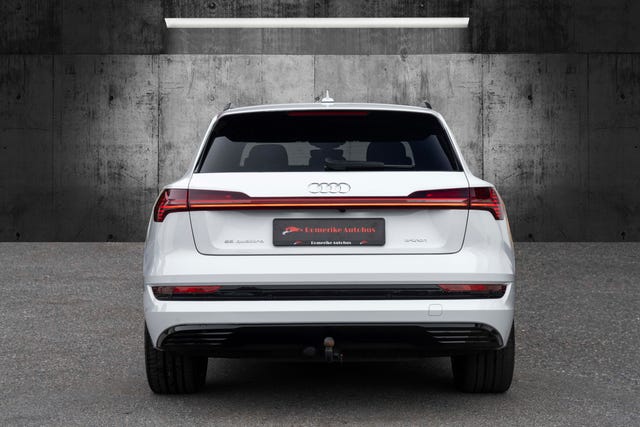 2020 AUDI E-TRON - 8