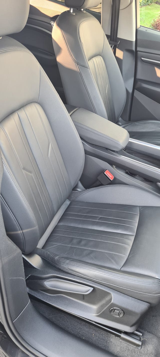 WAUZZZGE7MB000569 2021 AUDI E-TRON-5