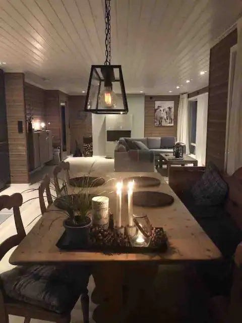 God stemning rundt spisebordet Galleribilde