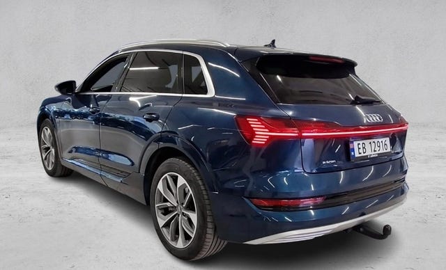 WAUZZZGE7LB009304 2020 AUDI E-TRON-1