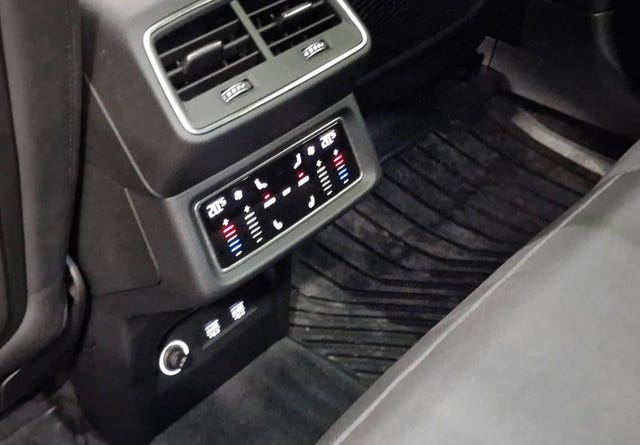 2020 AUDI E-TRON - 23